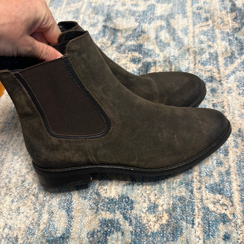 Thursday - Everyday Chelsea Boots 8.5